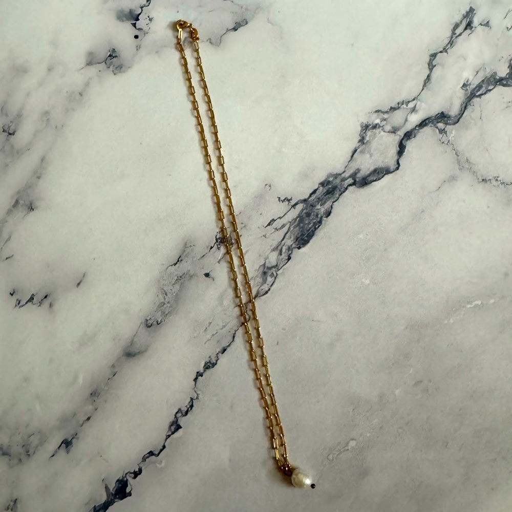 Pearl charm necklace - Picture 3 of 3